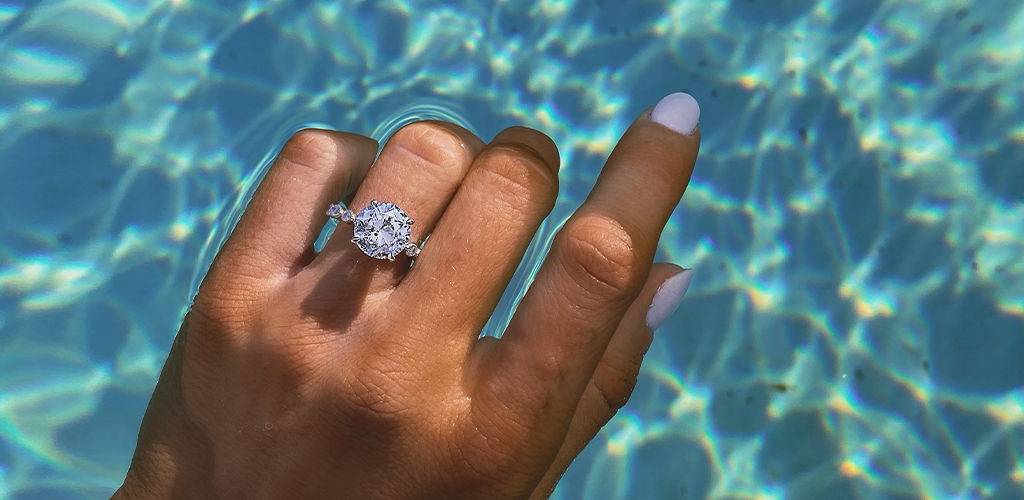 How To Protect Your Engagement Ring At The Gym